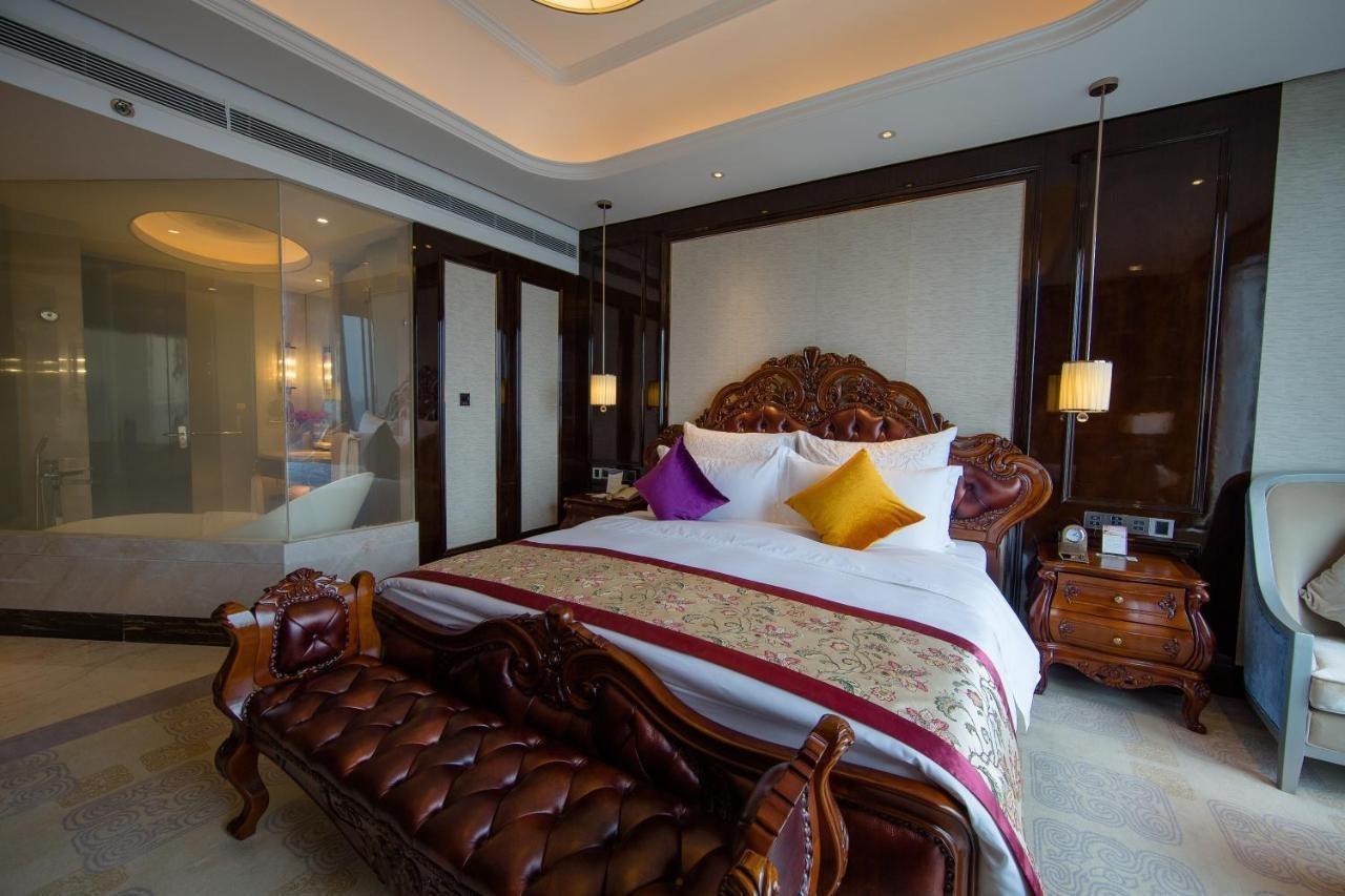 Chengdu Cynn Hotel Экстерьер фото