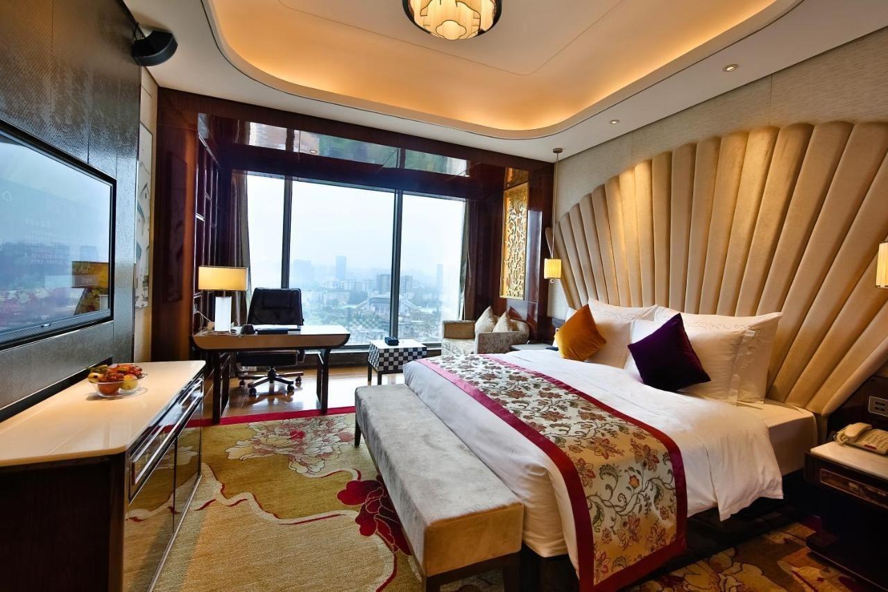 Chengdu Cynn Hotel Экстерьер фото