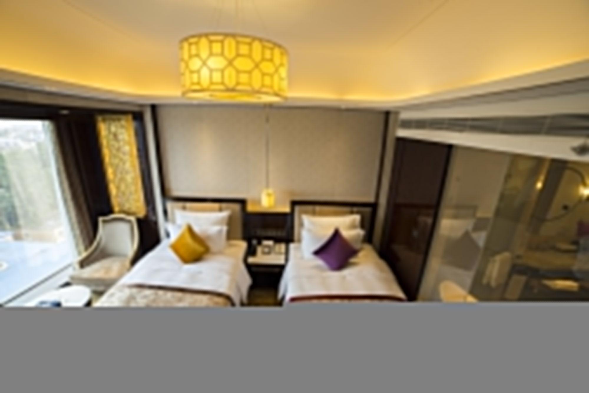 Chengdu Cynn Hotel Экстерьер фото