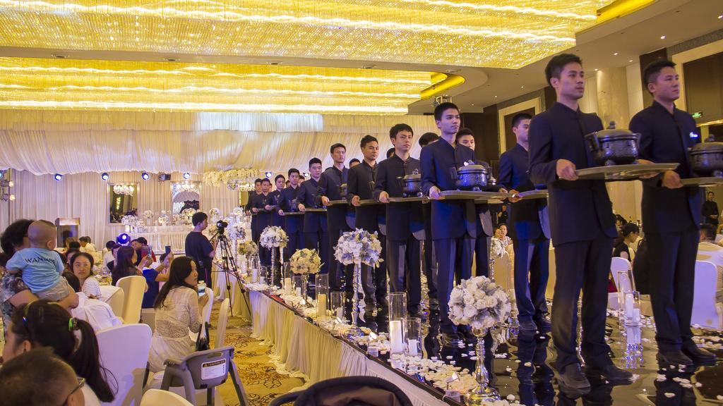 Chengdu Cynn Hotel Экстерьер фото