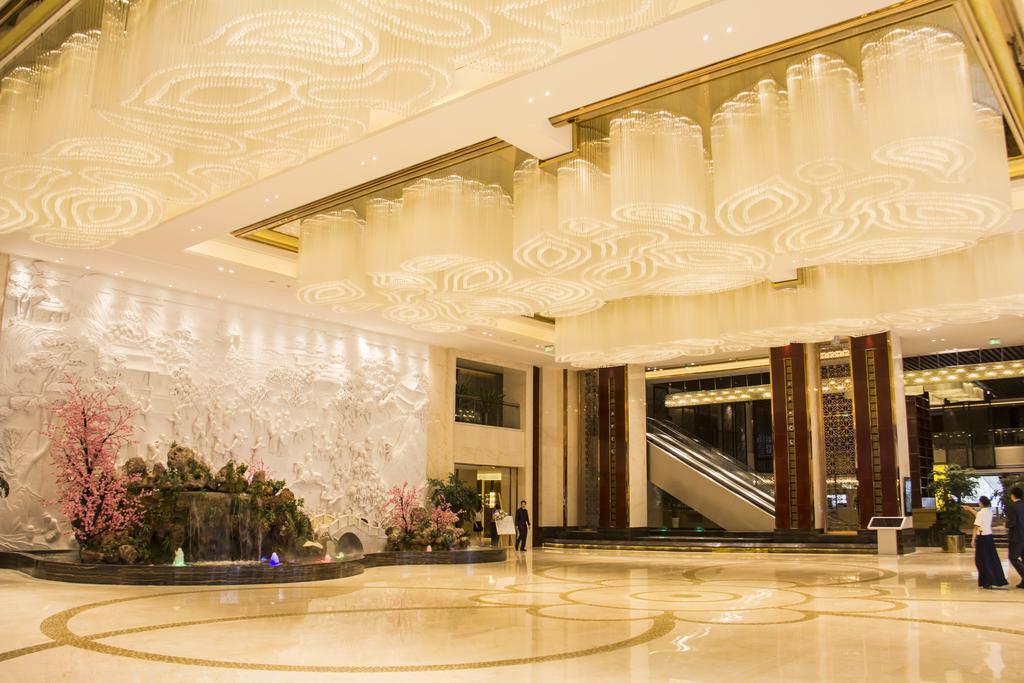 Chengdu Cynn Hotel Экстерьер фото